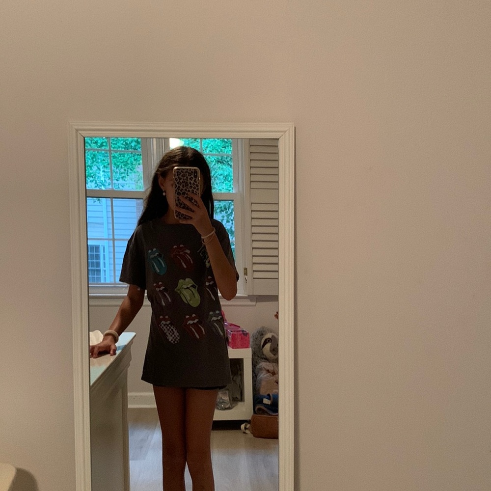 - the rolling stones shirt xs